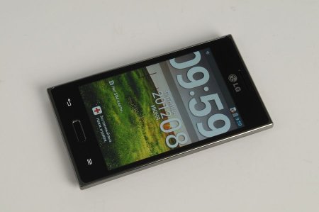 Обзор LG E612 Optimus L5